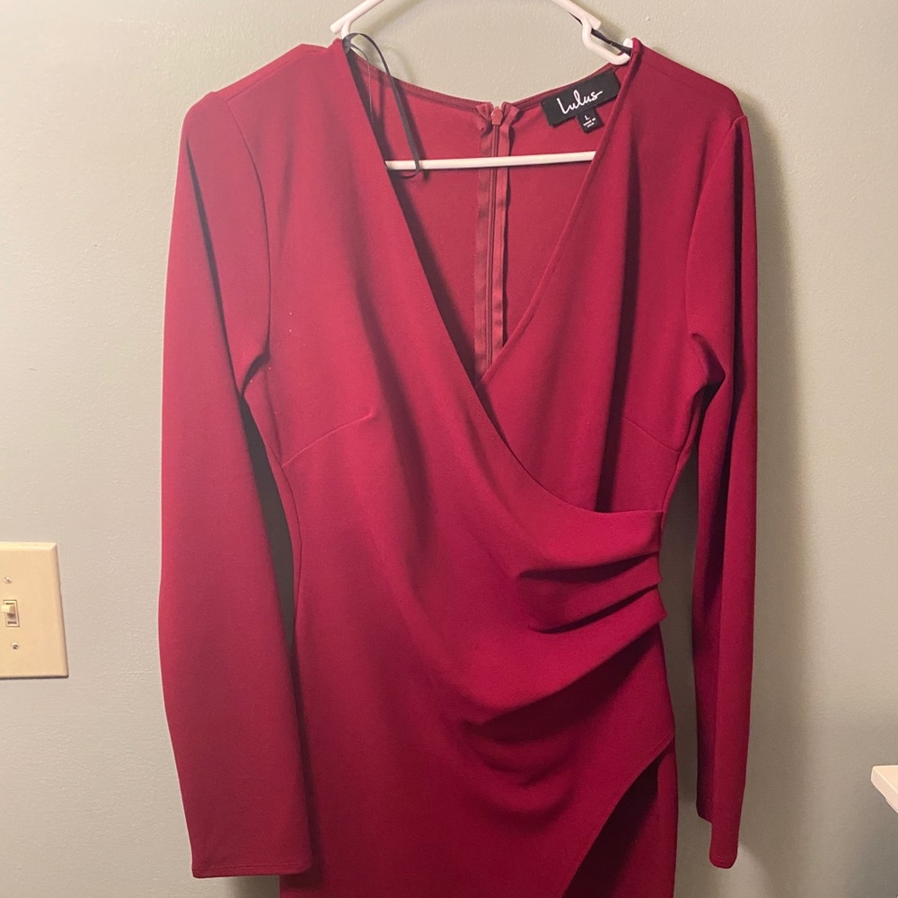 Lulus red dress